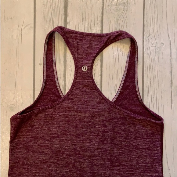 Lululemon Activewear Tank Top - Picture 4 of 5